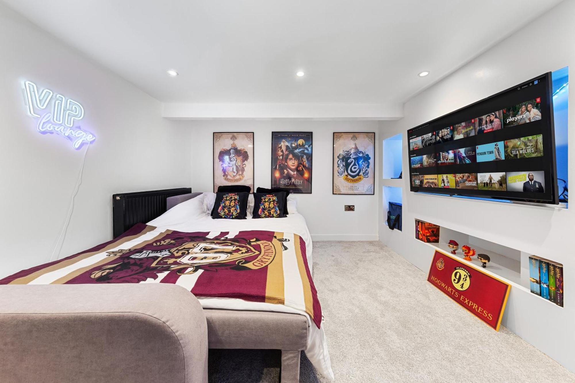The Hogwarts Retreat - Cinema Room - Special May Offer - 25Th - 31St Watford  Bagian luar foto