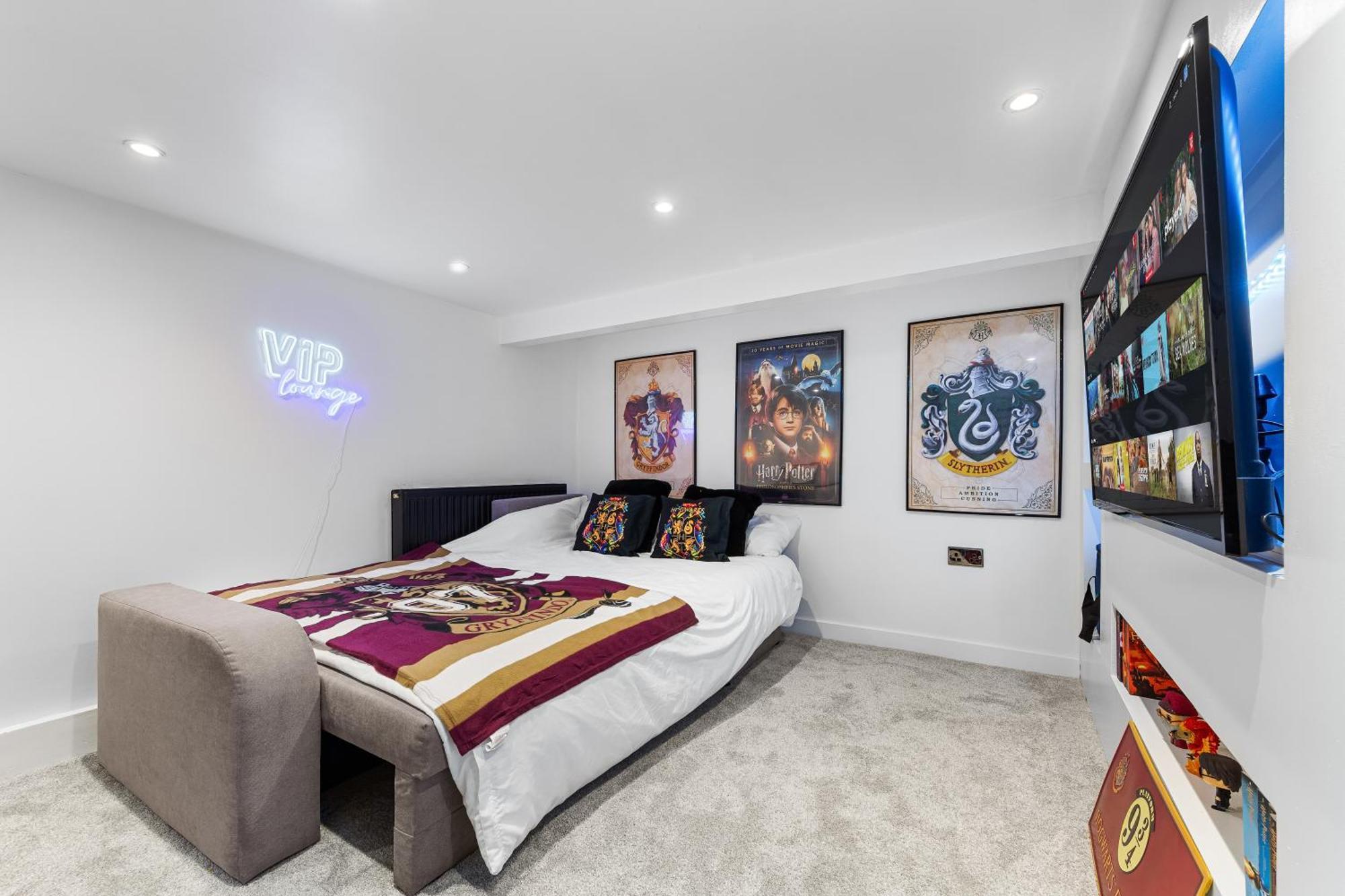 The Hogwarts Retreat - Cinema Room - Special May Offer - 25Th - 31St Watford  Bagian luar foto