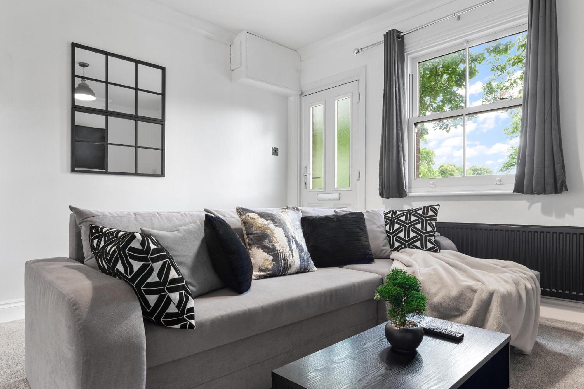 The Hogwarts Retreat - Cinema Room - Special May Offer - 25Th - 31St Watford  Bagian luar foto